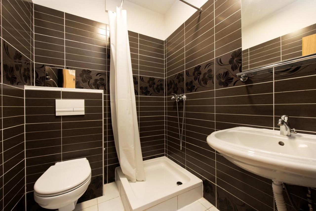 Hotel Potpićan מראה חיצוני תמונה